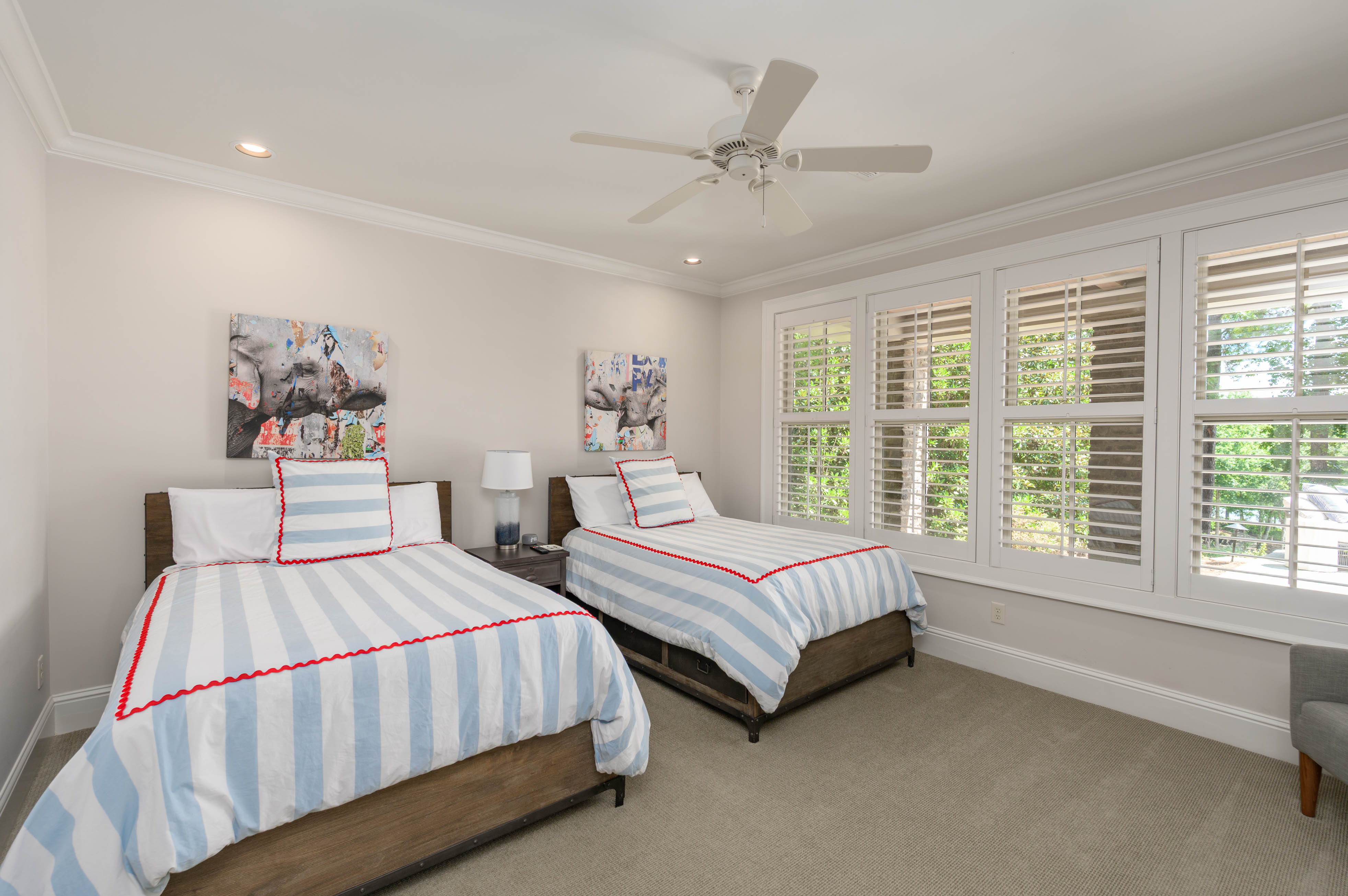 1060 Montgomery Drive image 33